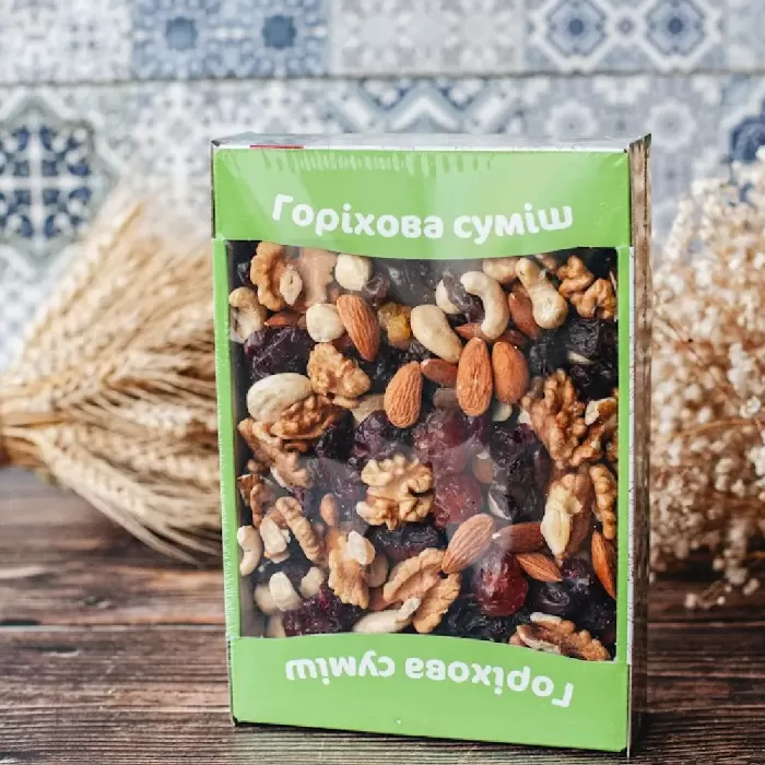 Мікс якісних горіхів та сухофруктів 1 кг