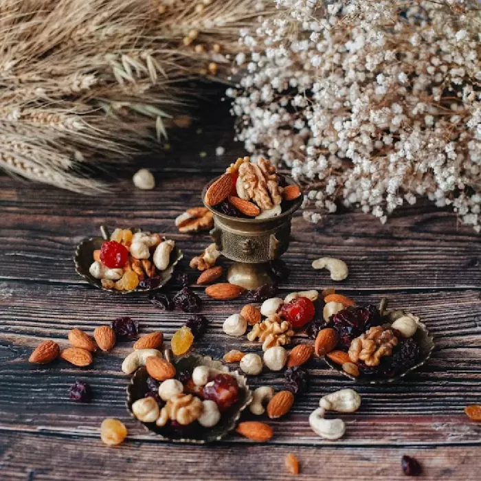 Мікс якісних горіхів та сухофруктів 1 кг