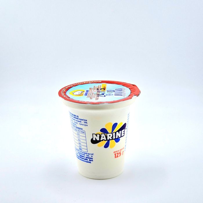 Продукт кисломолочний "Наріне" 2,5% жиру з плодово-ягідним наповнювачем Банан