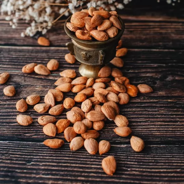 Абрикосові кісточки 1 кг