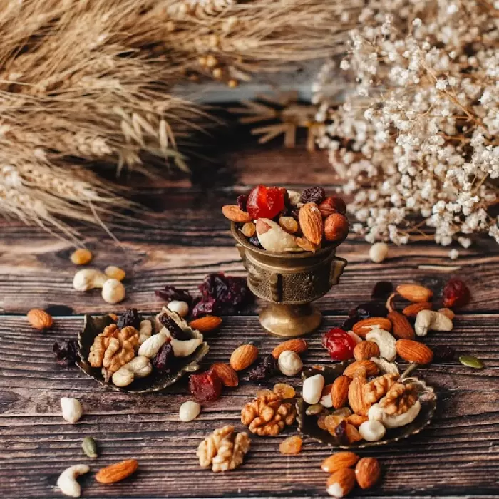 Мікс якісних горіхів та сухофруктів 1 кг